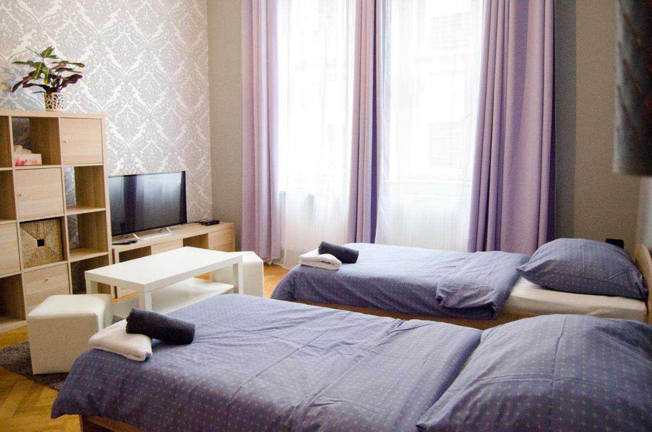 Globe Adults Only Hostel Prague